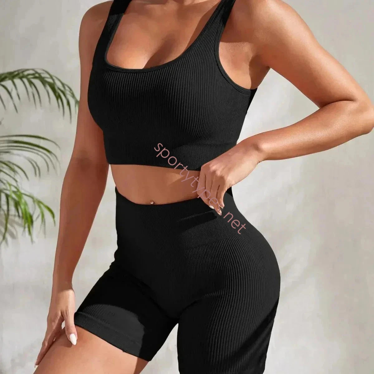 Black Women's Seamless Ribbed Yoga Set