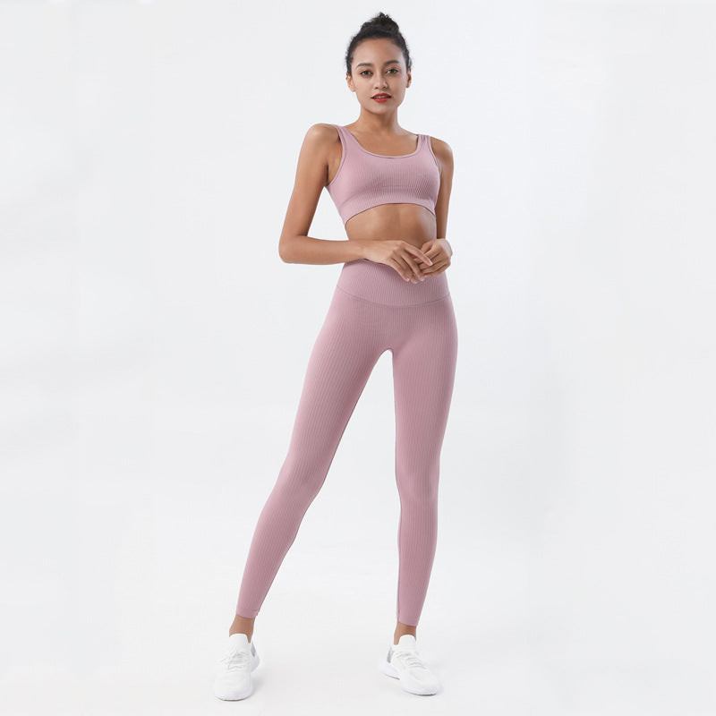 Peach Knitted Seamless Bra And Yoga Pants Set